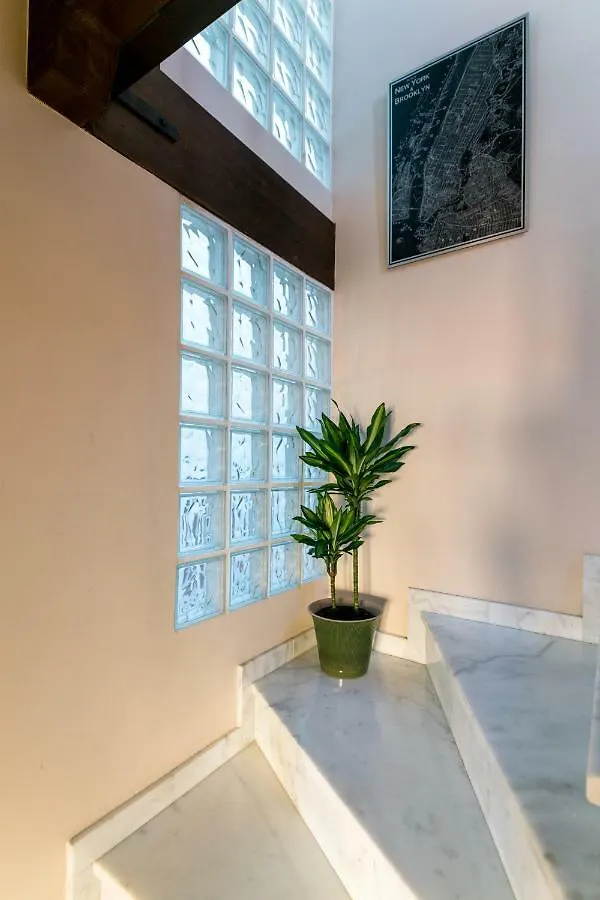 Apartamentos Trajano Sevilla Spain