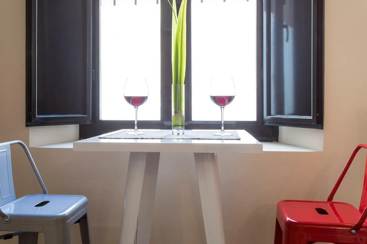 Apartamentos Trajano Sevilla Seville