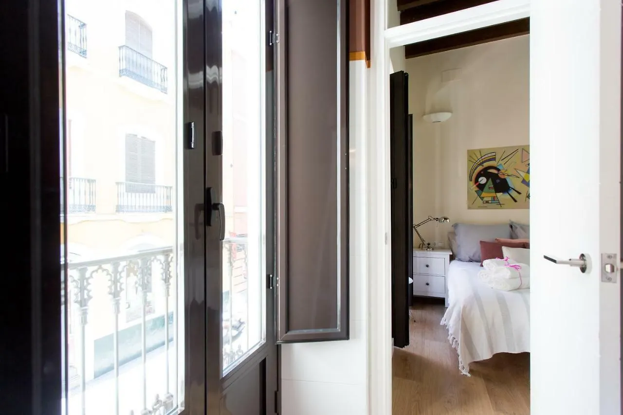 Apartamentos Trajano Sevilla 0*, Seville