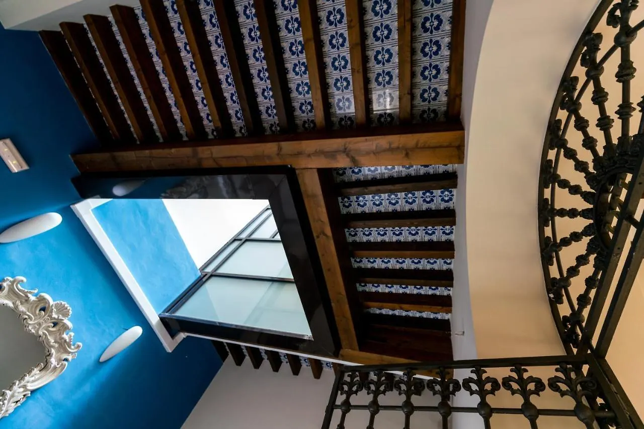 Apartamentos Trajano Sevilla 0*, Seville Spain