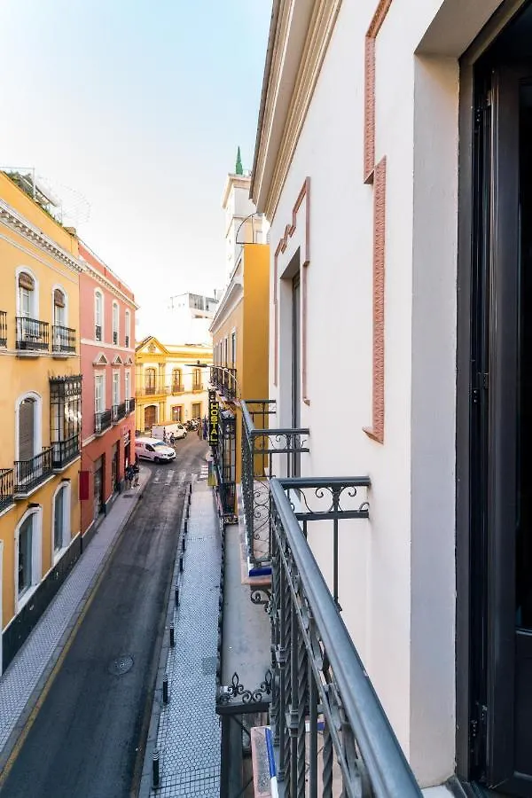 Apartamentos Trajano Sevilla 0*, Seville Spain
